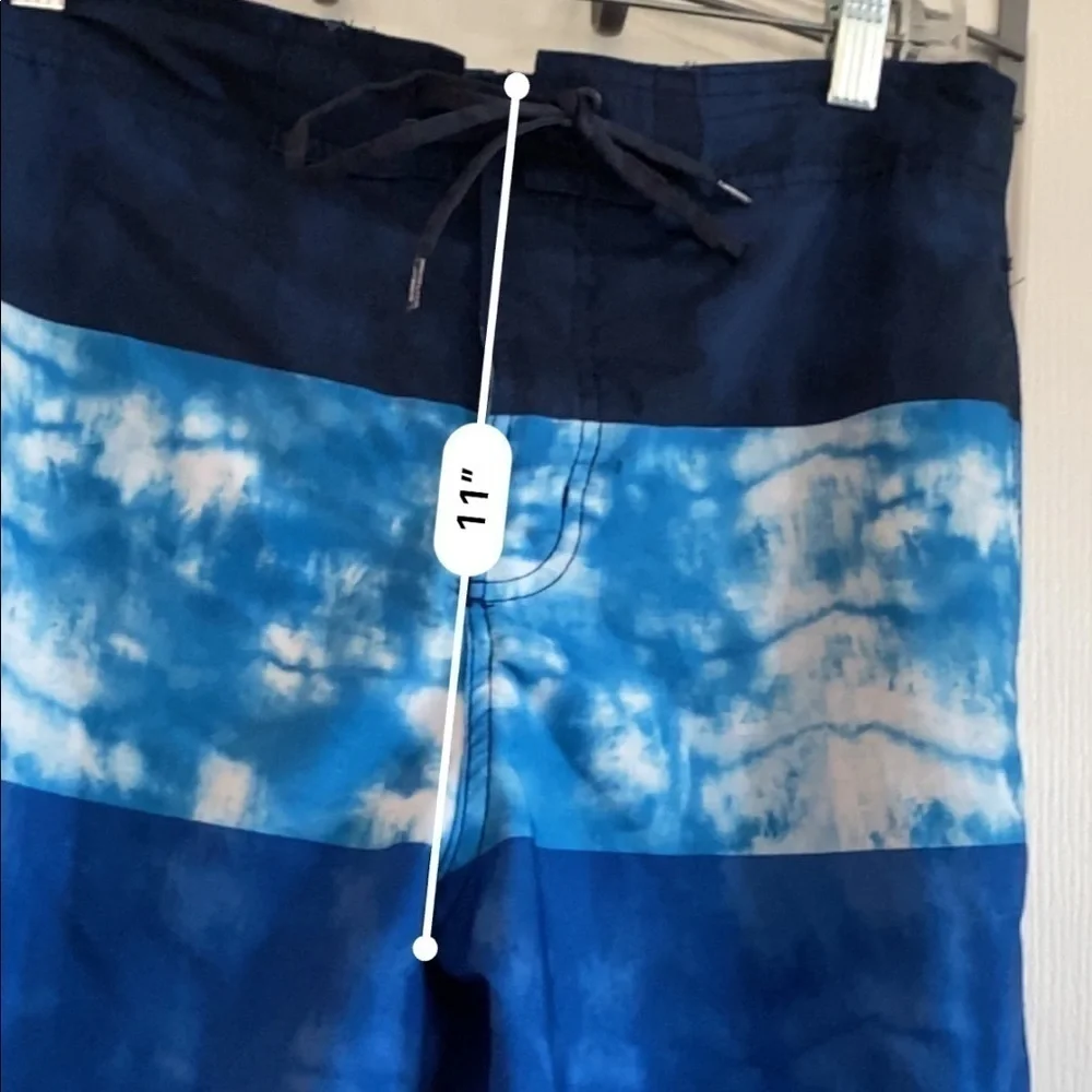 Men’s Blue and white speedo swim trunks Medium‎